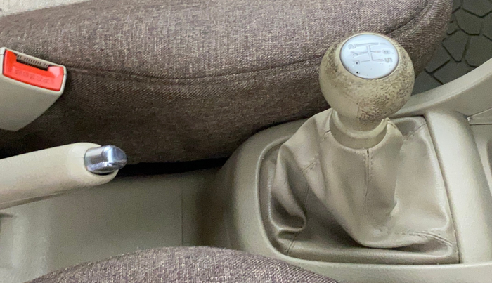 2016 Maruti Swift Dzire VDI, Diesel, Manual, 97,618 km, Gear Lever