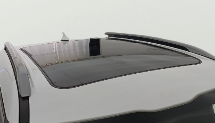 2024 KIA SELTOS  HTX 1.5 PETROL MT, Petrol, Manual, 50,460 km, Moonroof/ Sunroof