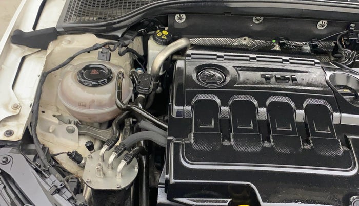 2017 Skoda Octavia 2.0 TDI L&K AT, Diesel, Automatic, 69,518 km, Engine View - Right