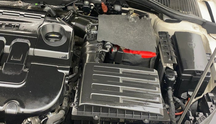 2017 Skoda Octavia 2.0 TDI L&K AT, Diesel, Automatic, 69,518 km, Engine View - Left