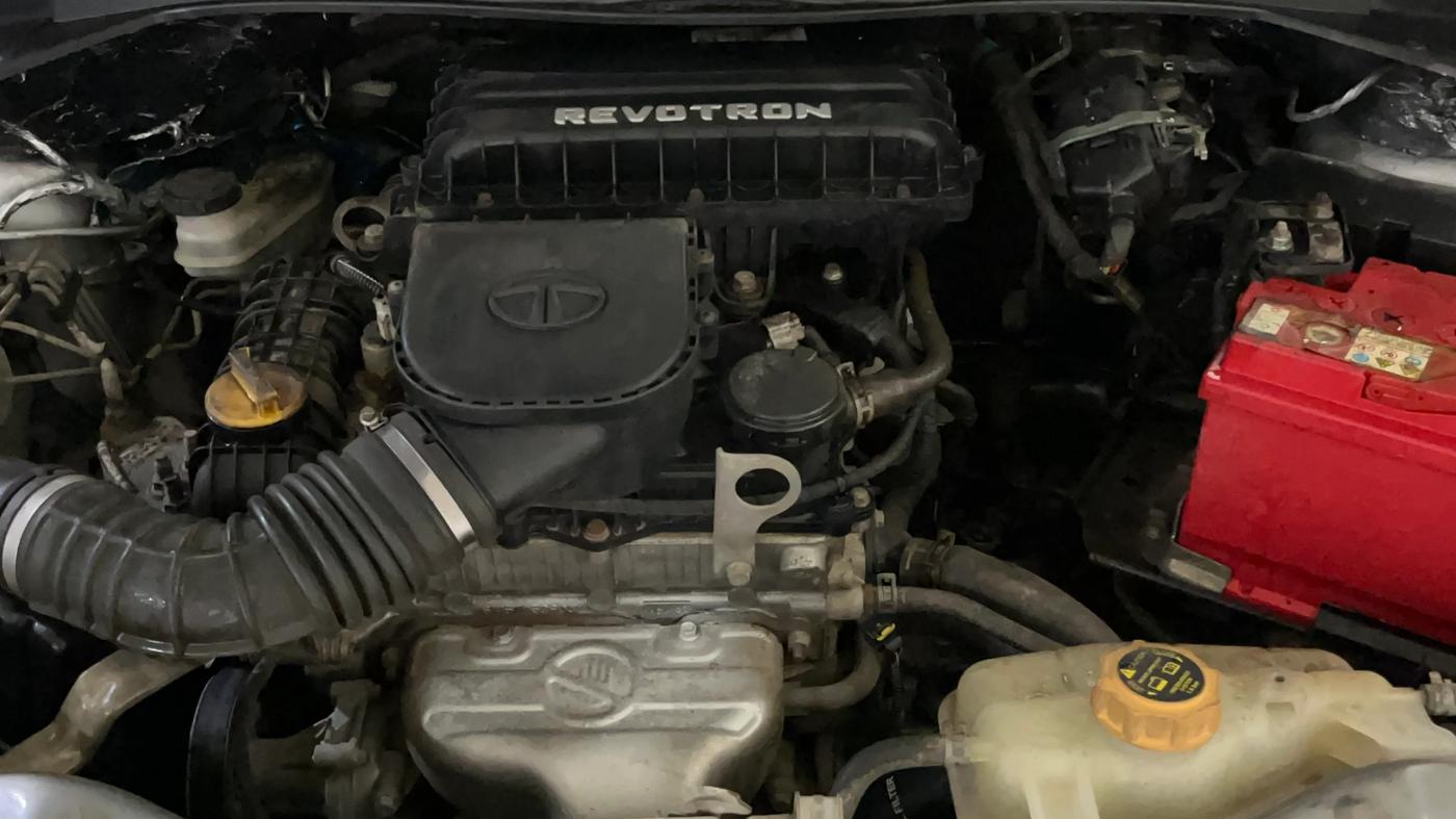 2018 Tata Tiago XZ PETROL, Petrol, Manual, 58,991 km, Engine View