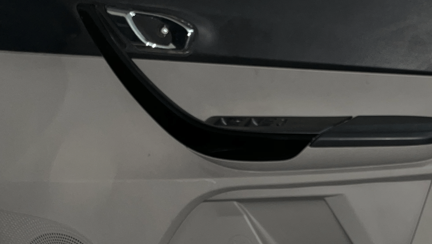 2018 Tata Tiago XZ PETROL, Petrol, Manual, 58,991 km, Driver Side Door Panels Control