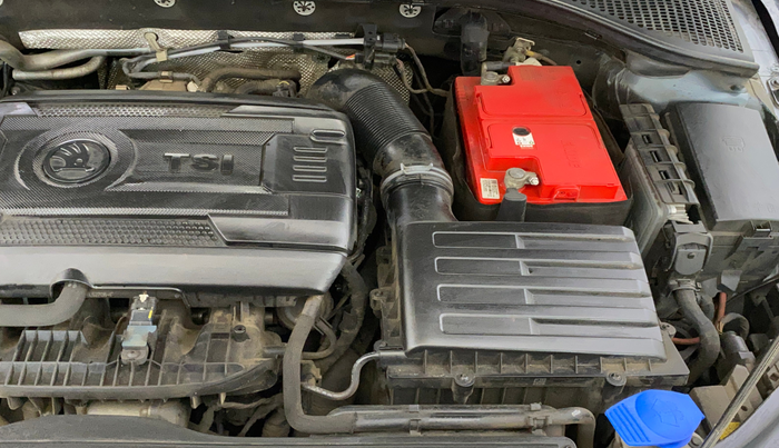 2019 Skoda Octavia L&K 1.8 TSI AT, Petrol, Automatic, 48,040 km, Engine View - Left