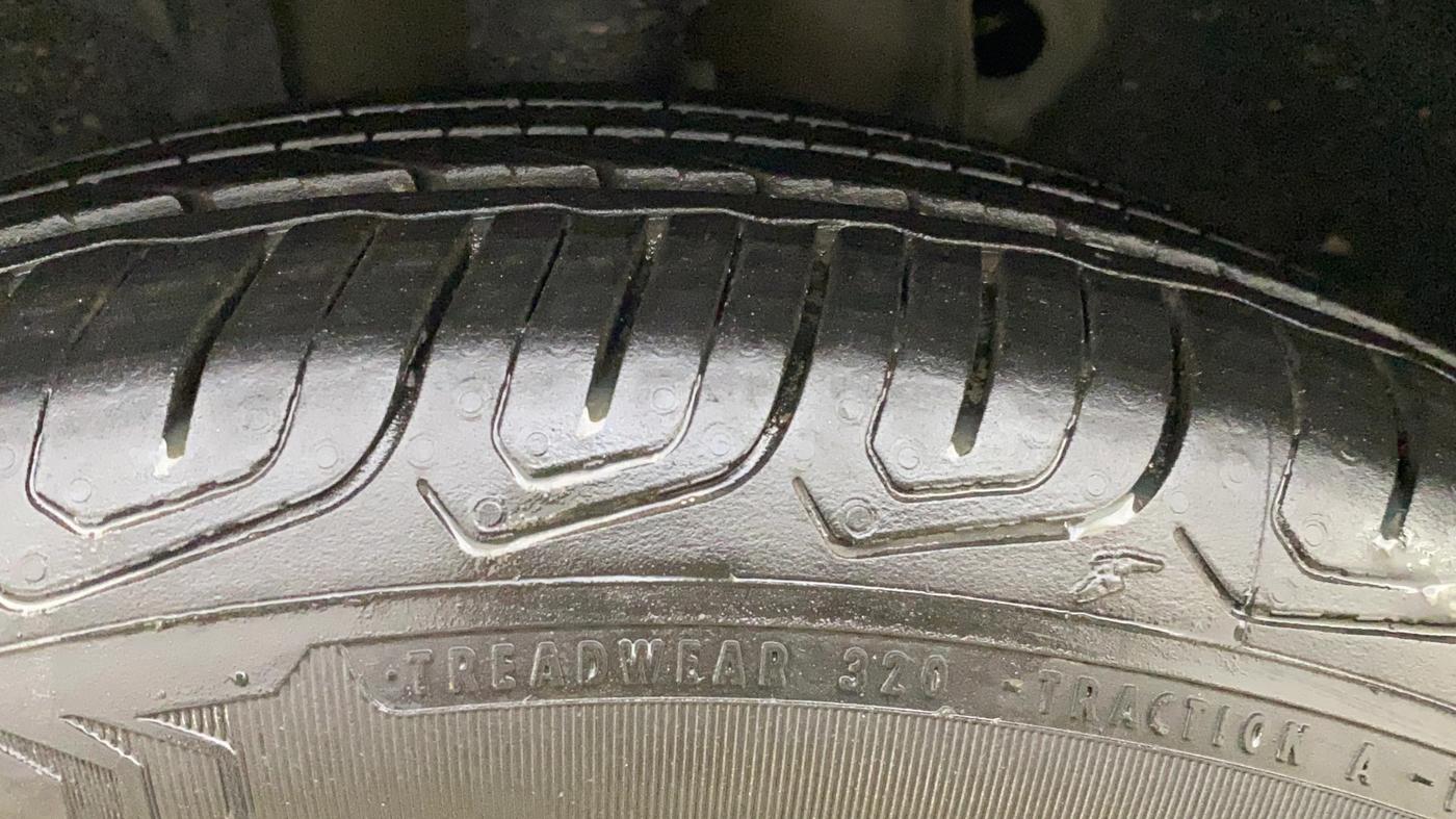 2019 Skoda Octavia L&K 1.8 TSI AT, Petrol, Automatic, 48,040 km, Left Front Tyre Tread