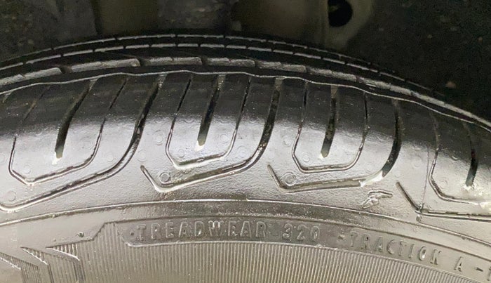 2019 Skoda Octavia L&K 1.8 TSI AT, Petrol, Automatic, 48,040 km, Left Front Tyre Tread