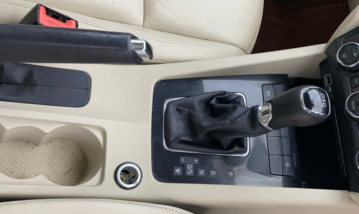 2019 Skoda Octavia L&K 1.8 TSI AT, Petrol, Automatic, 48,040 km, Gear Lever