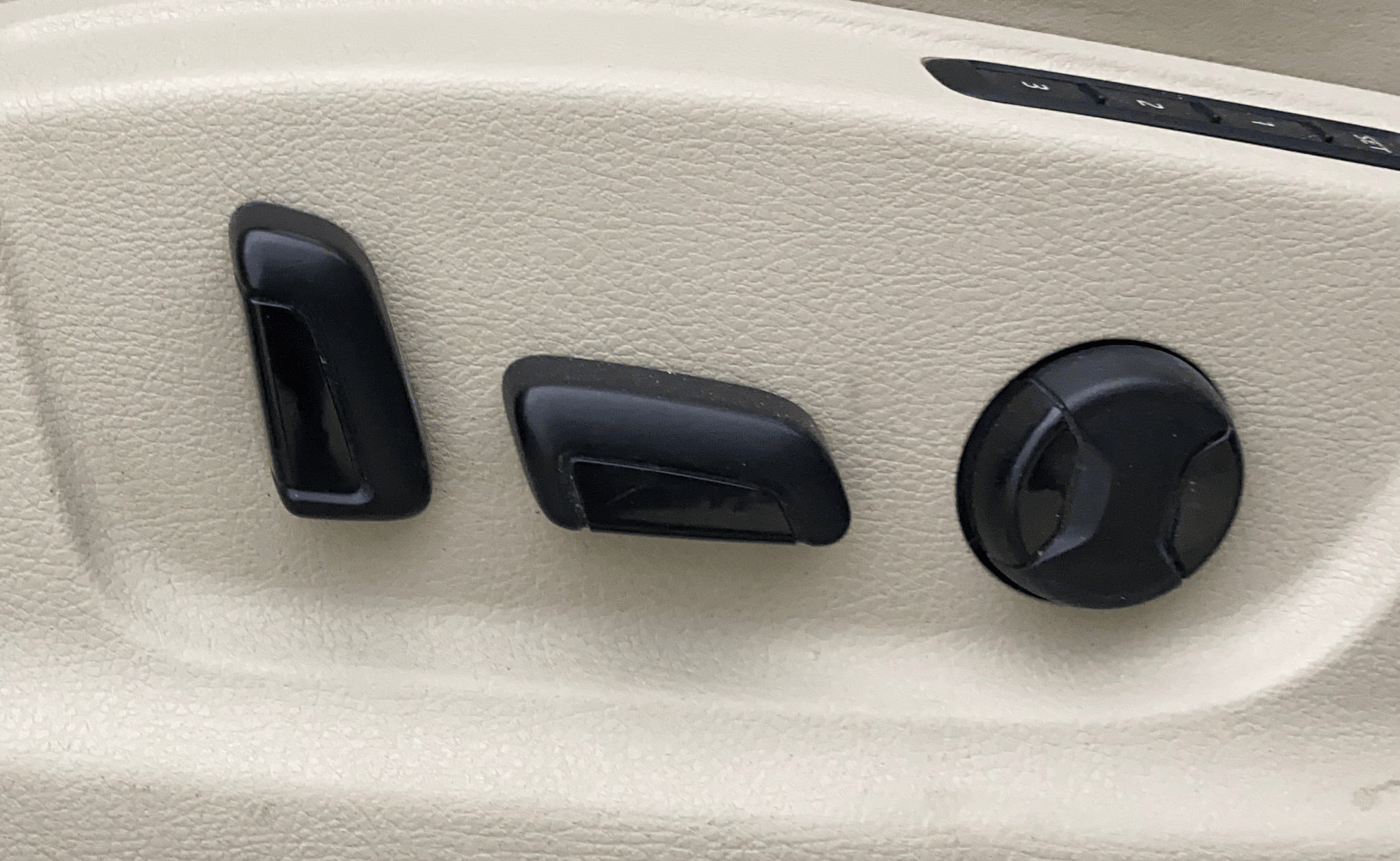 2019 Skoda Octavia L&K 1.8 TSI AT, Petrol, Automatic, 48,040 km, Driver Side Adjustment Panel