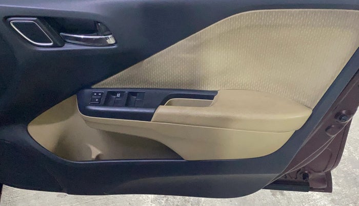 2018 Honda City 1.5L I-VTEC V MT, Petrol, Manual, 52,793 km, Driver Side Door Panels Control