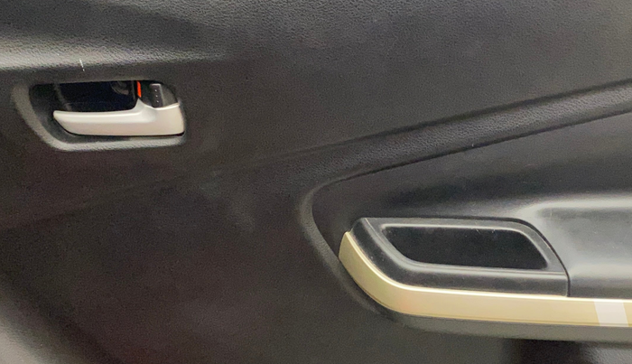 2022 Maruti Celerio VXI CNG, CNG, Manual, 31,269 km, Driver Side Door Panels Control