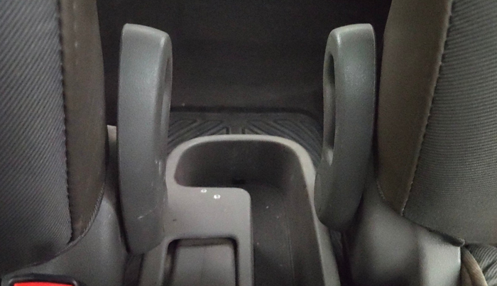 2013 Hyundai i10 SPORTZ 1.2, Petrol, Manual, 80,052 km, Driver Side Adjustment Panel