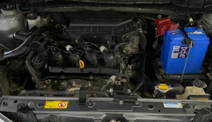 2014 Toyota Etios CROSS 1.5 V, Petrol, Manual, 66,631 km, Engine View