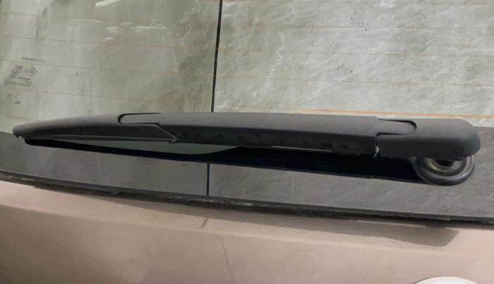 2022 Nissan MAGNITE XV MT, CNG, Manual, 48,885 km, Rear Wiper