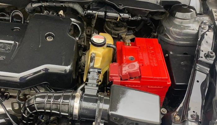 2017 Maruti Swift Dzire VDI, Diesel, Manual, 76,206 km, Engine View - Left