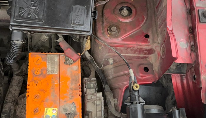 2019 Renault Kwid RXT 1.0 AMT (O), Petrol, Automatic, 56,990 km, Engine View - Left