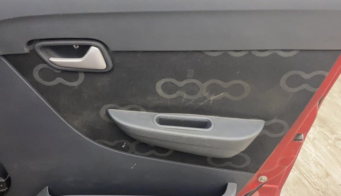 2015 Maruti Alto 800 LXI, Petrol, Manual, 56,508 km, Driver Side Door Panels Control