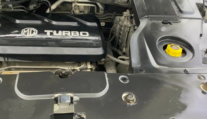 2021 MG HECTOR PLUS SUPER 1.5 PETROL TURBO HYBRID MT 7-STR, Petrol, Manual, 33,722 km, Engine View - Left