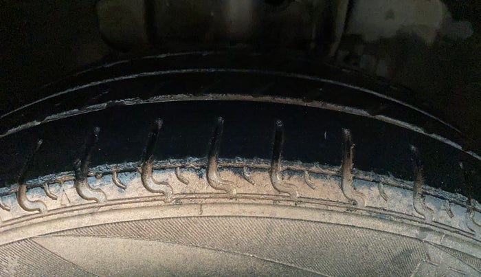 2018 Tata TIGOR XM PETROL, Petrol, Manual, 78,274 km, Right Front Tyre Tread