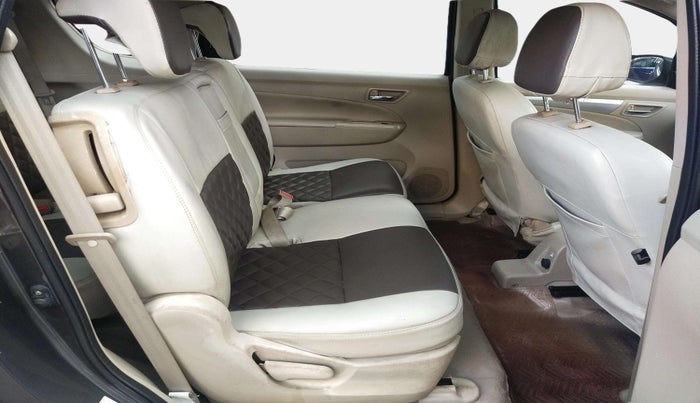 2015 Maruti Ertiga VDI SHVS, Diesel, Manual, 71,213 km, Right Side Rear Door Cabin
