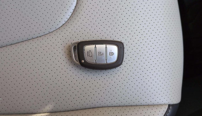 2024 Hyundai Creta 1.5 S (O) MPi iVT, Petrol, Automatic, 37,805 km, Key Close Up