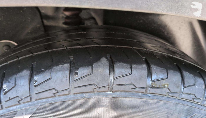 2024 Hyundai Creta 1.5 S (O) MPi iVT, Petrol, Automatic, 37,805 km, Right Front Tyre Tread