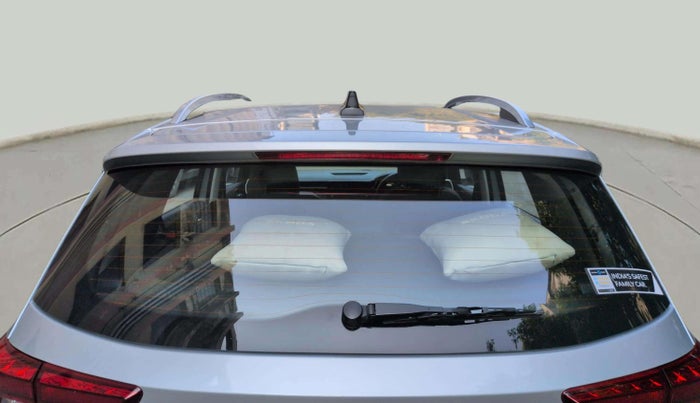 2022 Skoda KUSHAQ STYLE 1.5L TSI DSG, Petrol, Automatic, 39,483 km, Rear Windshield