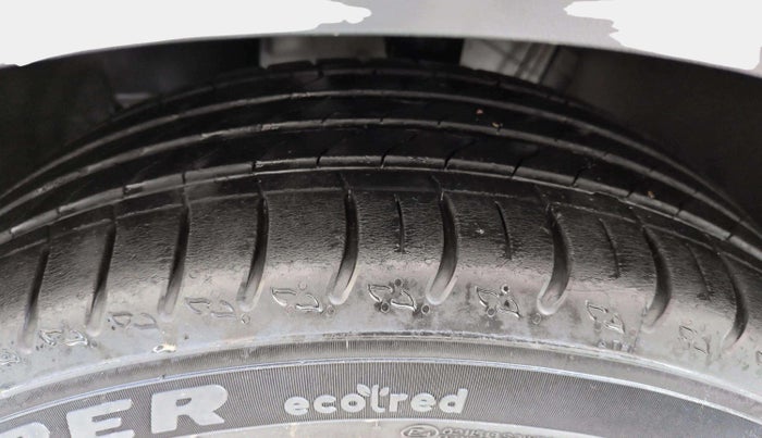 2022 Skoda KUSHAQ STYLE 1.5L TSI DSG, Petrol, Automatic, 39,483 km, Left Rear Tyre Tread