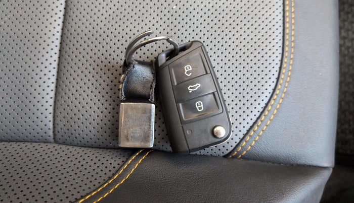 2022 Skoda KUSHAQ STYLE 1.5L TSI DSG, Petrol, Automatic, 39,483 km, Key Close Up