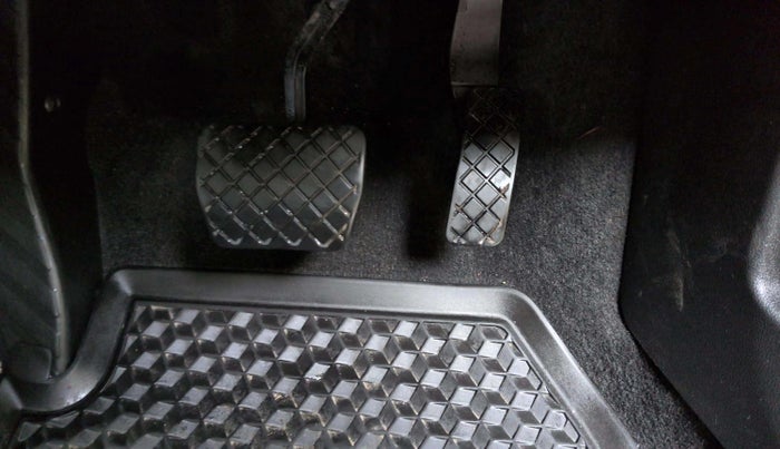 2022 Skoda KUSHAQ STYLE 1.5L TSI DSG, Petrol, Automatic, 39,483 km, Pedals