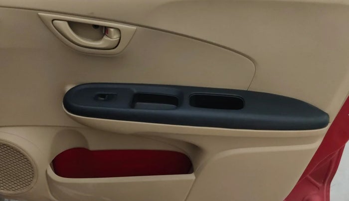 2014 Honda Brio EX MT, Petrol, Manual, 65,749 km, Driver Side Door Panels Control