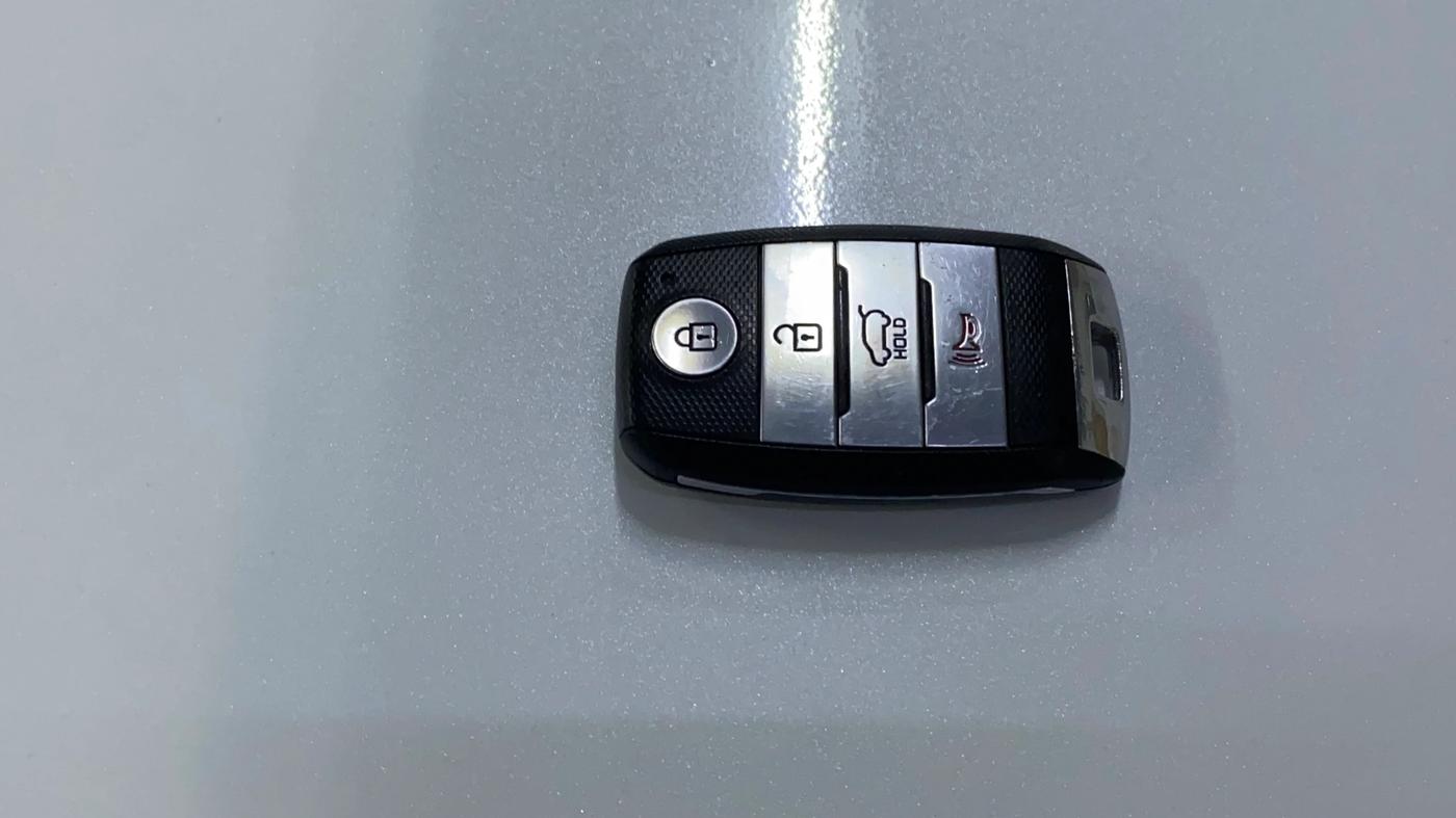 2019 KIA SELTOS GTX 1.4 PETROL, Petrol, Manual, 44,386 km, Key Close Up