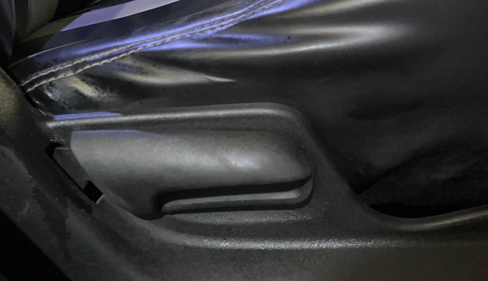 2016 Maruti Swift VXI, Petrol, Manual, 1,05,678 km, Driver Side Adjustment Panel