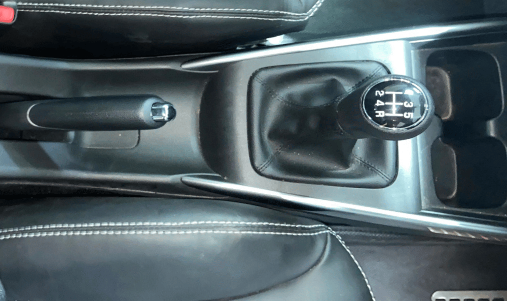 2025 Maruti FRONX ALPHA 1.0 TURBO MT, Petrol, Manual, 6,846 km, Gear Lever
