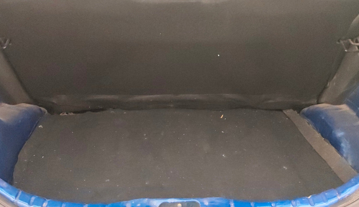 2014 Hyundai Eon ERA +, Petrol, Manual, 82,929 km, Boot Inside