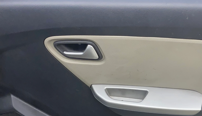 2017 Maruti Alto K10 VXI, Petrol, Manual, 59,878 km, Driver Side Door Panels Control