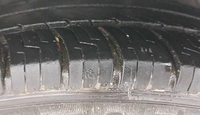 2022 Hyundai AURA S 1.2 CNG, CNG, Manual, 90,192 km, Right Rear Tyre Tread