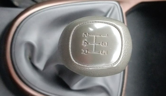 2022 Hyundai AURA S 1.2 CNG, CNG, Manual, 90,192 km, Gear Lever