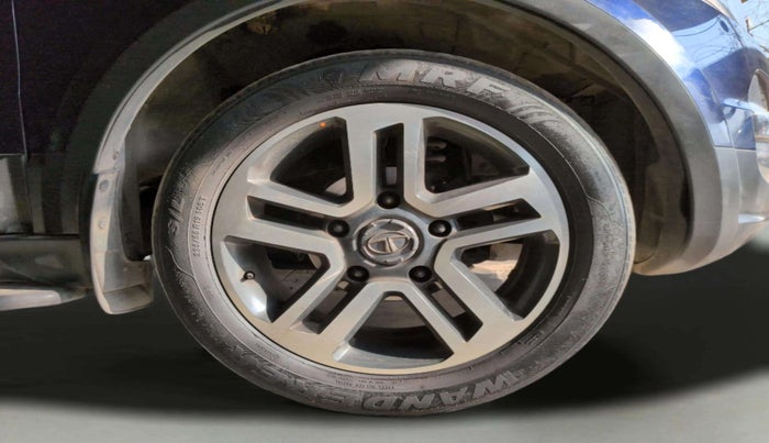 2018 Tata Hexa XTA 4X2 6 STR, Diesel, Automatic, 69,728 km, Right Front Wheel