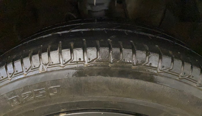 2018 Hyundai Elite i20 ASTA 1.2, Petrol, Manual, 38,558 km, Right Front Tyre Tread