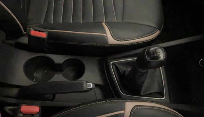 2018 Hyundai Elite i20 ASTA 1.2, Petrol, Manual, 38,558 km, Gear Lever