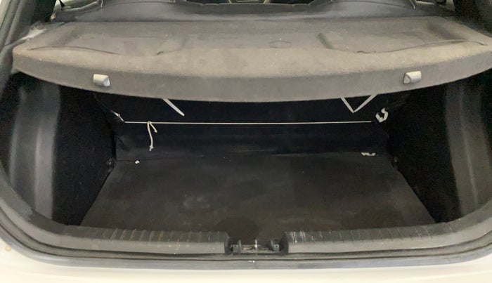 2018 Hyundai Elite i20 ASTA 1.2, Petrol, Manual, 38,558 km, Boot Inside