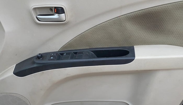 2019 Maruti Celerio ZXI, Petrol, Manual, 51,247 km, Driver Side Door Panels Control
