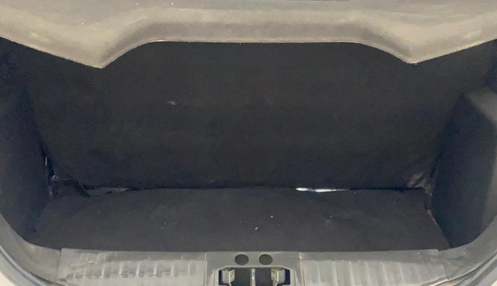 2019 Ford New Figo TITANIUM1.5 DIESEL, Diesel, Manual, 1,47,195 km, Boot Inside