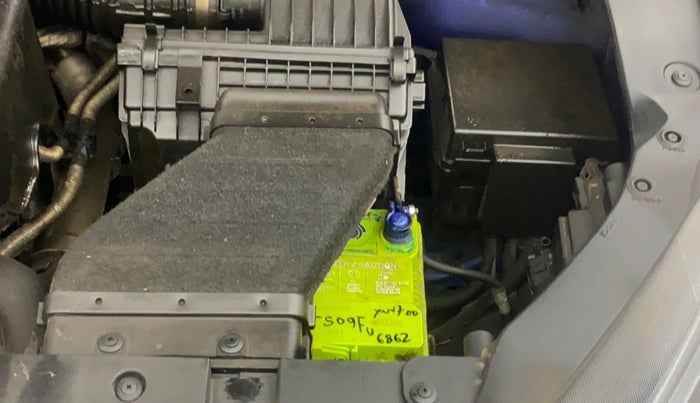 2021 Mahindra XUV700 AX 7 LUXURY P AT 7 STR, Petrol, Automatic, 81,453 km, Engine View - Left