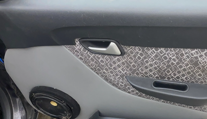 2018 Maruti Alto 800 LXI, Petrol, Manual, 15,125 km, Driver Side Door Panels Control