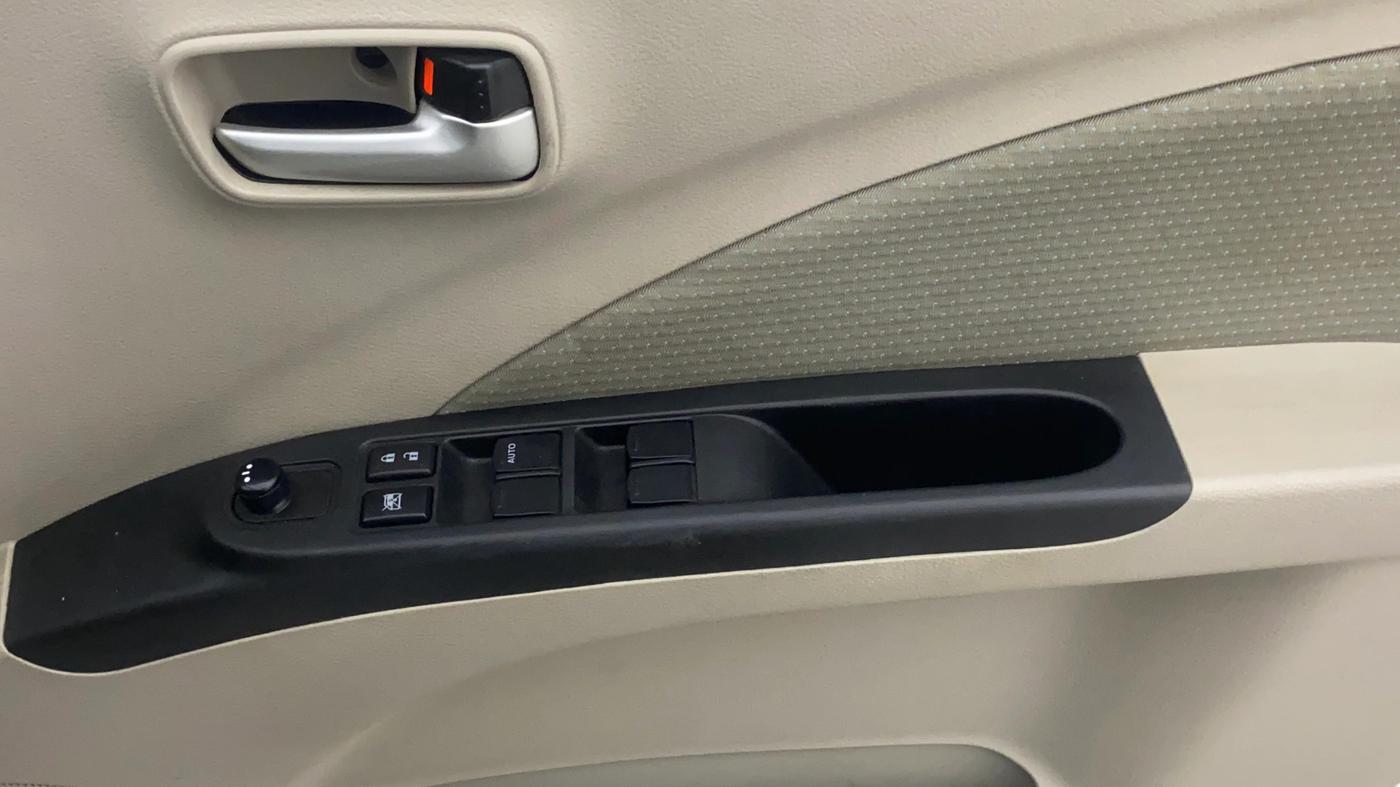 2019 Maruti Celerio ZXI AMT, Petrol, Automatic, 22,358 km, Driver Side Door Panels Control