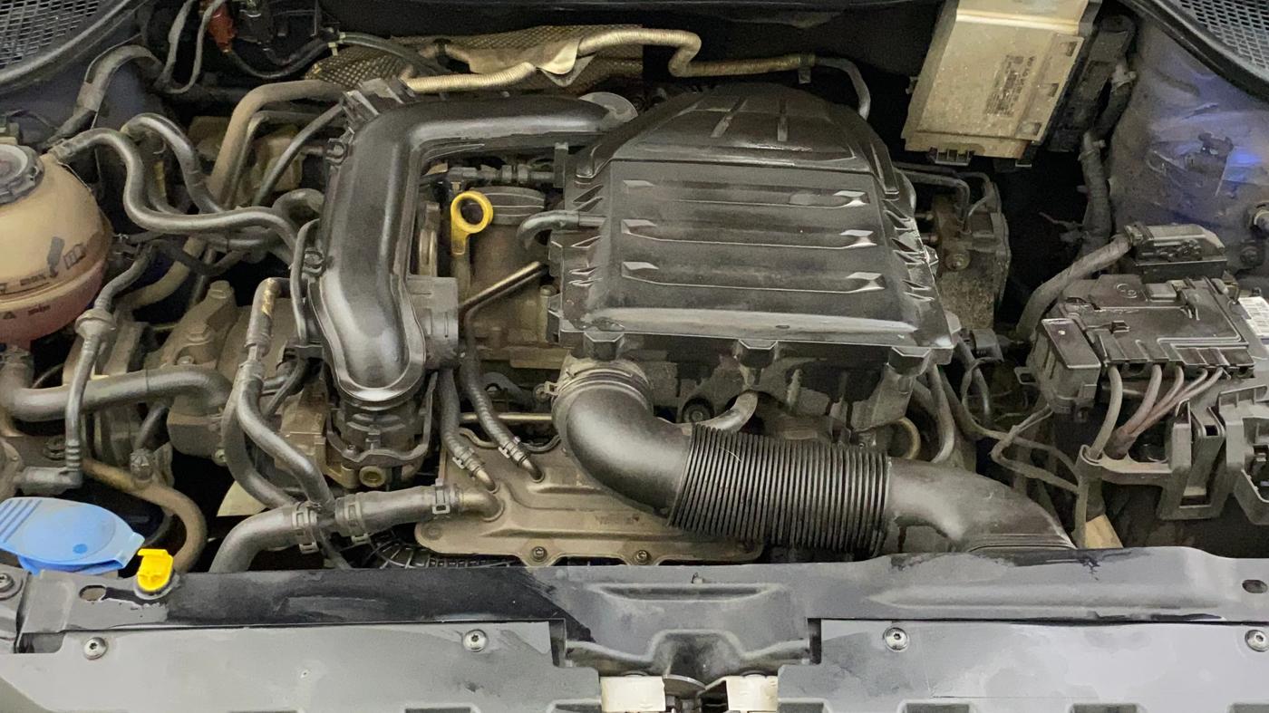 2020 Skoda Rapid AMBITION AT TSI, Petrol, Automatic, 1,03,591 km, Engine View