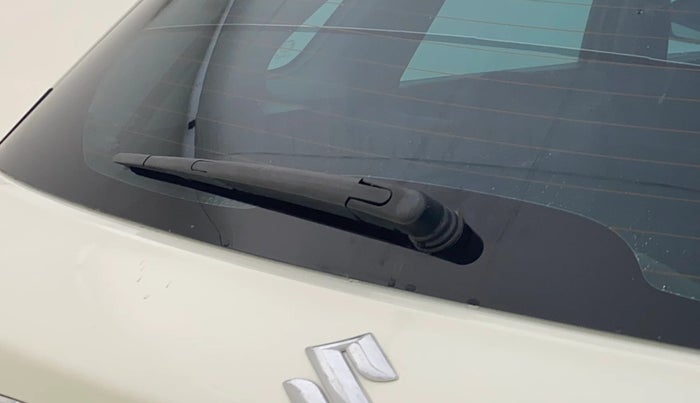2020 Maruti Vitara Brezza ZXI PLUS, CNG, Manual, 82,423 km, Rear Wiper