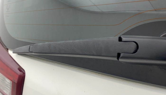 2022 Toyota Innova Crysta 2.7 VX 7 STR, Petrol, Manual, 70,083 km, Rear Wiper