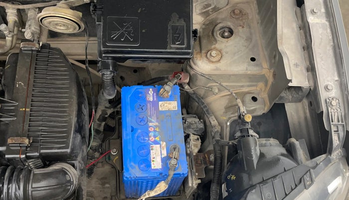 2016 Renault Kwid RXT 0.8, Petrol, Manual, 65,900 km, Engine View - Left