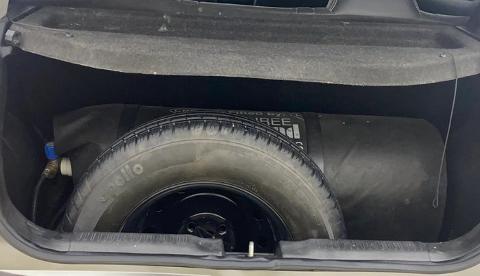 2023 Maruti Swift VXI, CNG, Manual, 89,102 km, Boot Inside